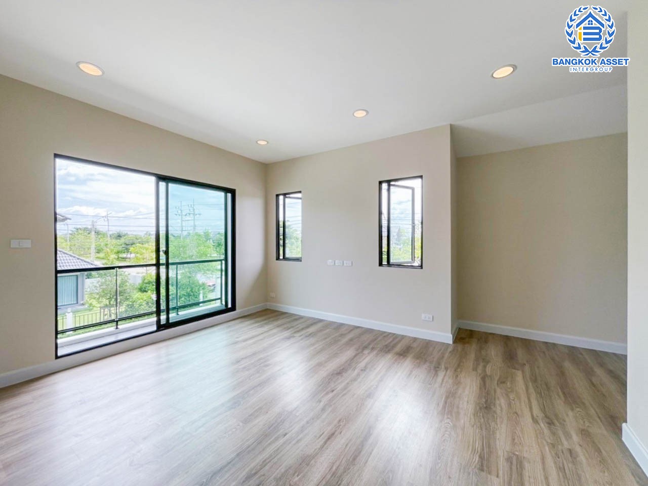 *****บ้านเดี่ยวมือสอง ย่านนนทบุรี ม.เพฟ ปิ่นเกล้า-ศาลายา หลังมุม เนื้อที่กว้างขวางมากถึง 71.8 ตร.ว. ฟังก์ชัน 5 ห้องนอน 3 ห้องน้ำ ที่จอดรถ 2 คัน บ้านสวย พร้อมเข้าอยู่ได้ทันที บนทำเลแห่งการเดินทาง เชื่อมต่อได้หลายเส้นทาง ใกล้รถไฟฟ้าสายสีแดงอ่อน "สถานีศาลายา"